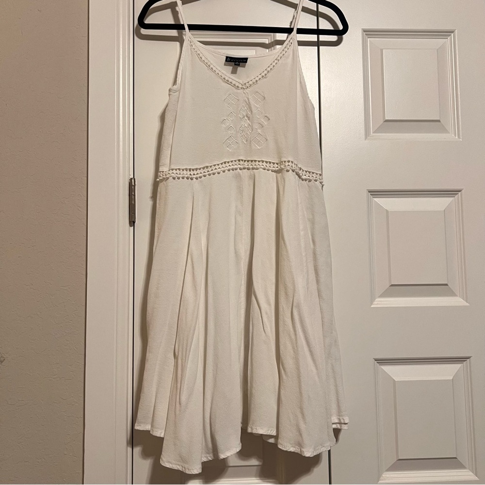 Bobeau White Casual Dress